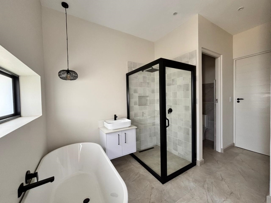 3 Bedroom Property for Sale in Helderzicht Eco Estate North West